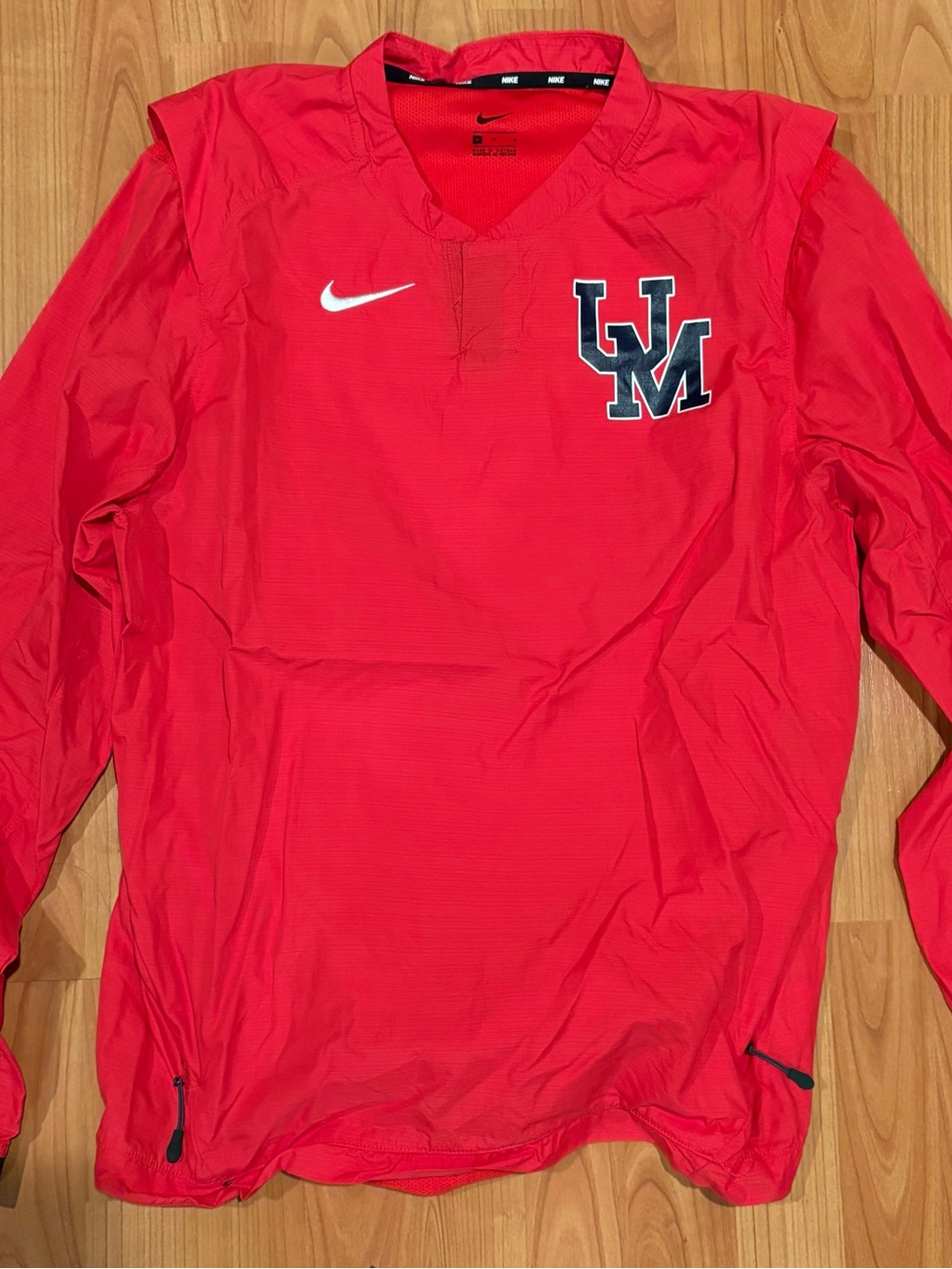 Ole Miss red men’s pullover. UM logo. Size medium